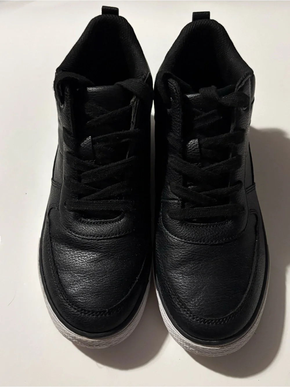 The Children’s Place Boys Black Mid-Top Sneakers Lace-Up Shoes Size 5